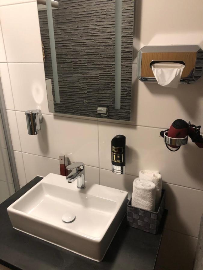 Hotel Am Bruennchen Oberbaar Kültér fotó
