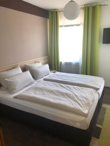 Hotel Am Bruennchen Oberbaar Kültér fotó